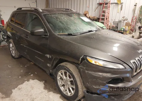 2014 Jeep Cherokee North z USA, uszkodzony, nr VIN 1C4PJLCS8EW139209